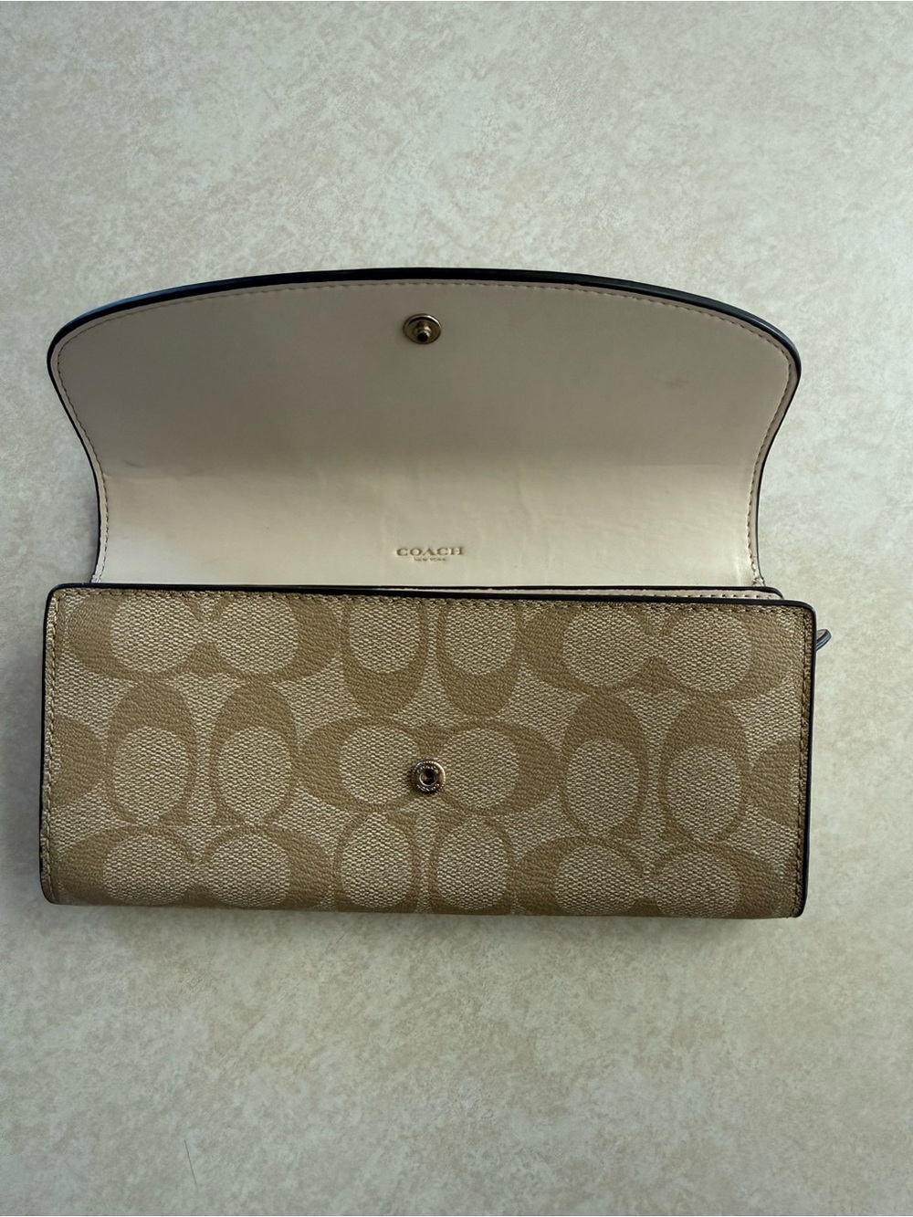 Coach Signature Canvas Crossbody Bag in Khaki/Chalk with Matching Wallet EUC - Picture 10 of 15